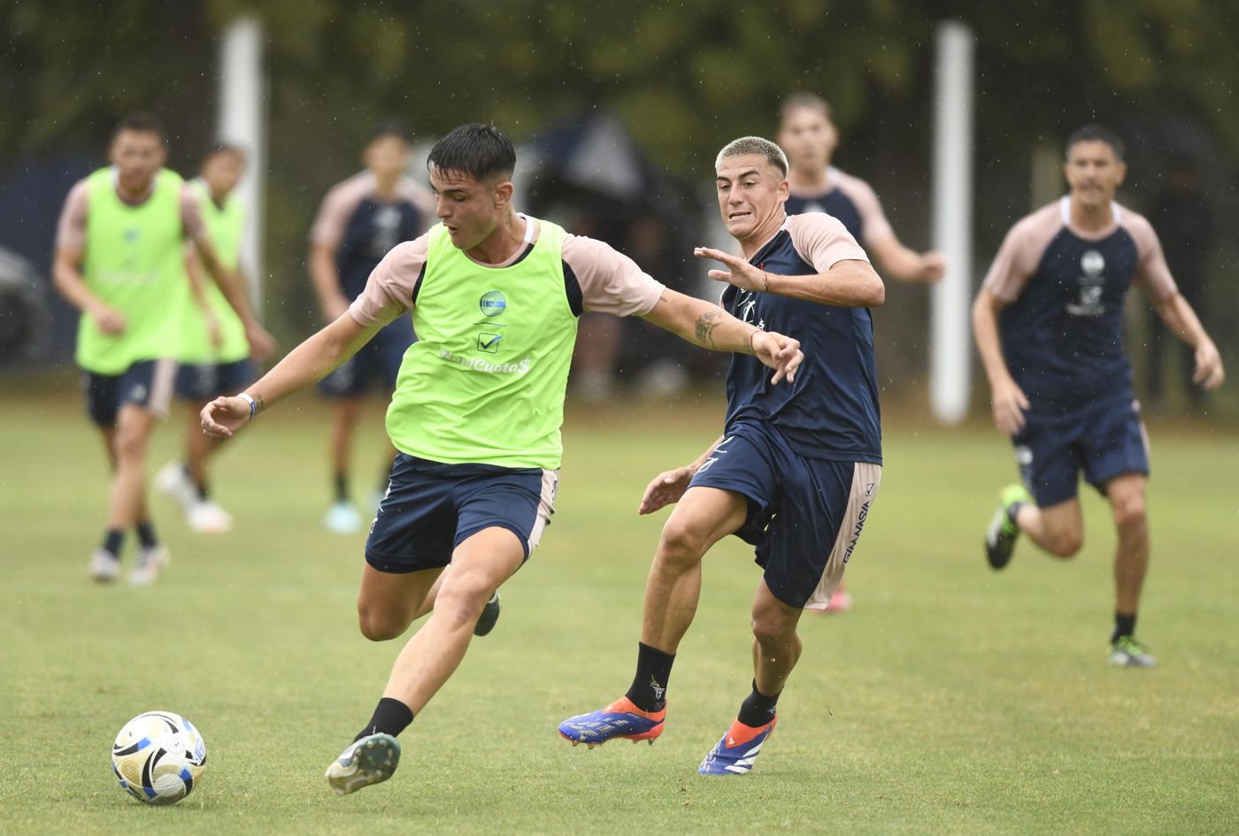 Cayetano Bolzán durante uno de los entrenamientos de Gimnasia.