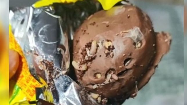 video: compro un bon o bon en la plata y estaba lleno de gusanos vivos