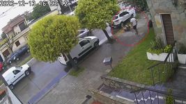 brutal ataque a un abuelo de 87 anos en pleno diagonal 73