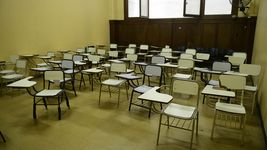 los nodocentes de la unlp tambien van al paro y suman mas dias sin clases en facultades y escuelas los nodocentes de la unlp tambien van al paro y suman mas dias sin clases en facultades y escuelas