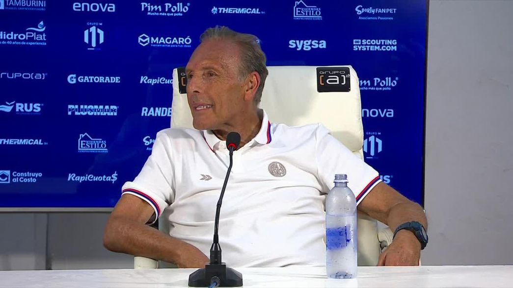 Con golpes, insultos y gritos, los hinchas de Gimnasia explotaron y se tuvo que suspender la conferencia de Russo