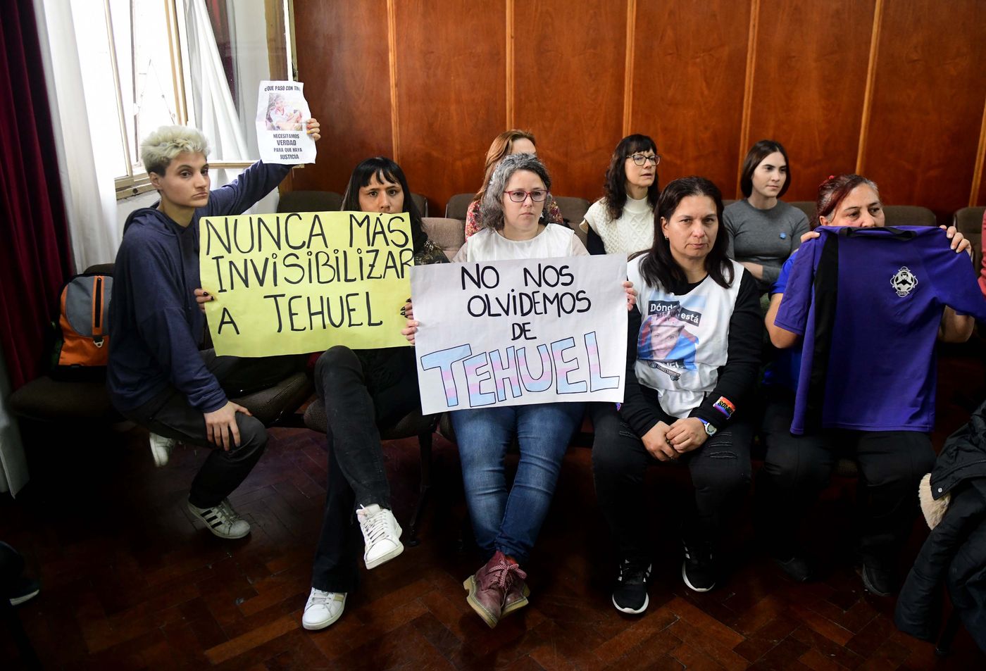 La militancia llevó un respetuoso reclamo por Tehuel a la sala de audiencias.