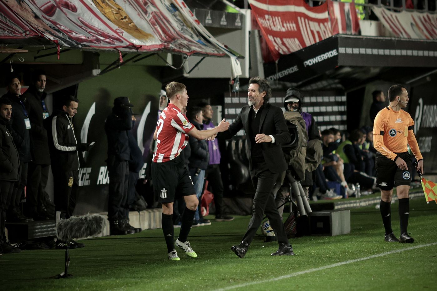 Mikel Amondarain Eduardo Domínguez