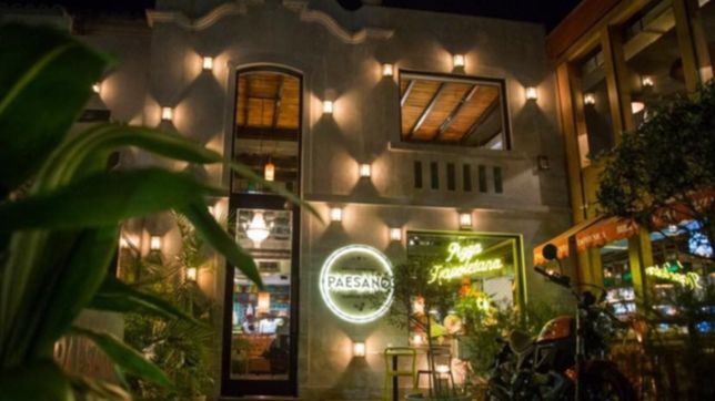 paesano de city bell celebra su aniversario con promociones en pizzas y tragos
