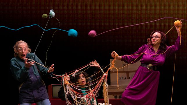 dalma maradona llega a la plata con una obra que mezcla humor y tragedia en el teatro metro