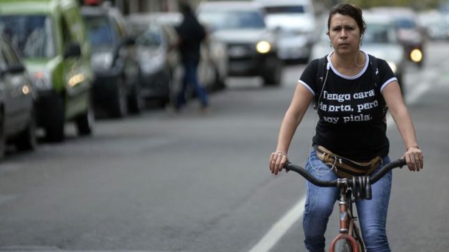 reubicacion y veredas amplias: el plan para que el platense salga a la calle en bicicleta