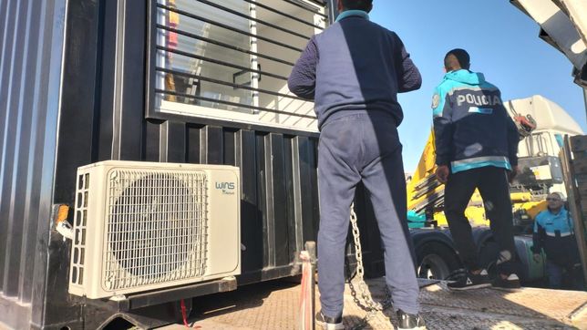 conteiner de lujo y armas enterradas: impactante operativo en la megatoma de los hornos