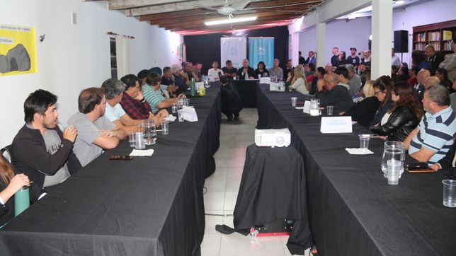 con alak presente, se conformo la junta comunal en etcheverry y asoma un nuevo plan de obras