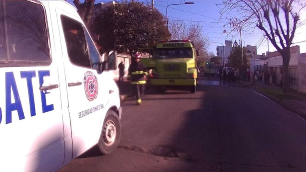 Pánico por un incendio en La Loma: una mujer intentaba apagarlo con una palangana