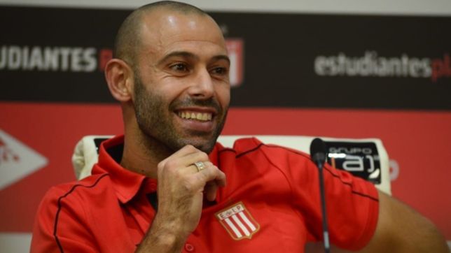 javier mascherano fue presentado en estudiantes: me identifico con los valores de este club