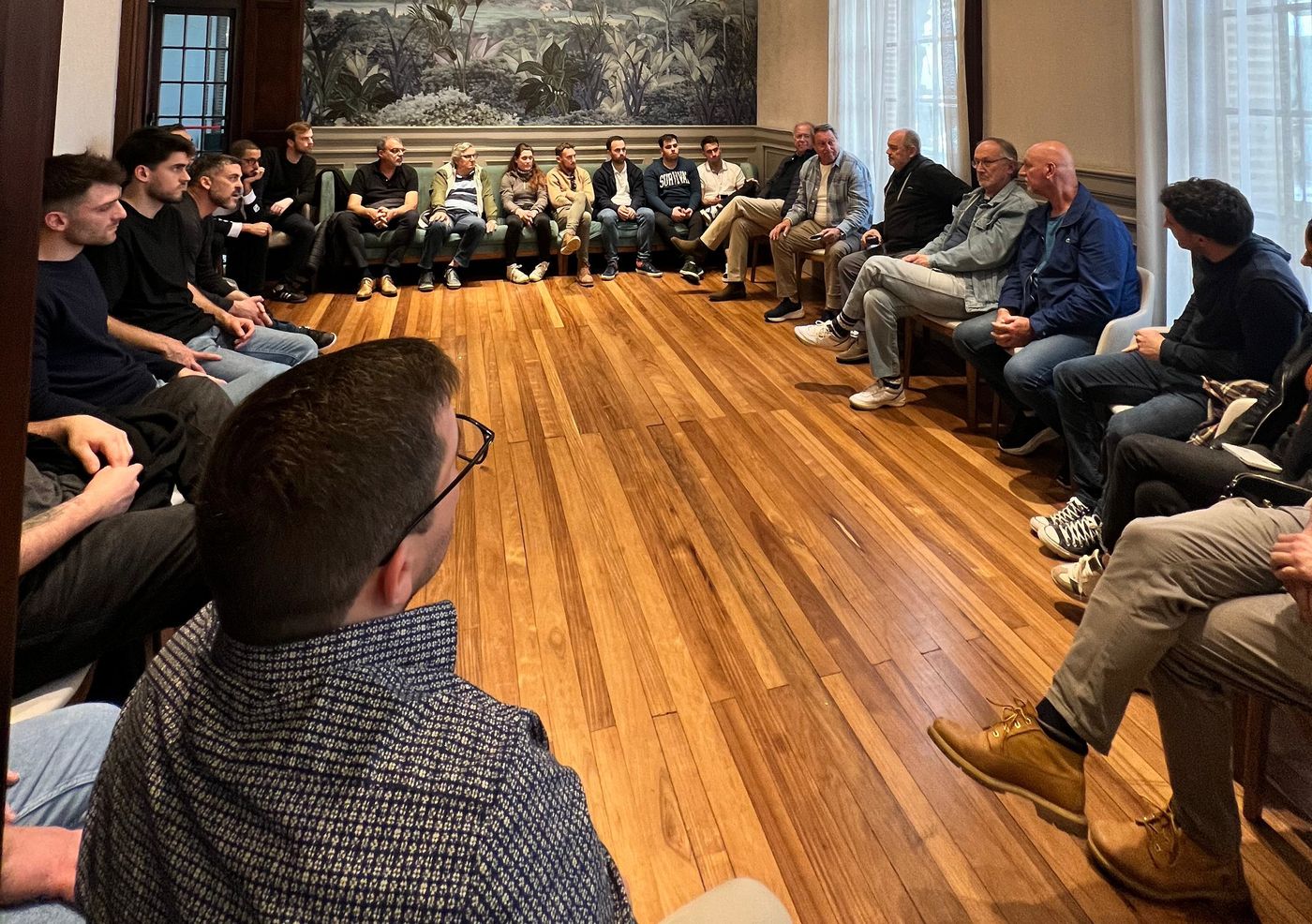 Reunión socios Gimnasia Fideicomiso.jpg