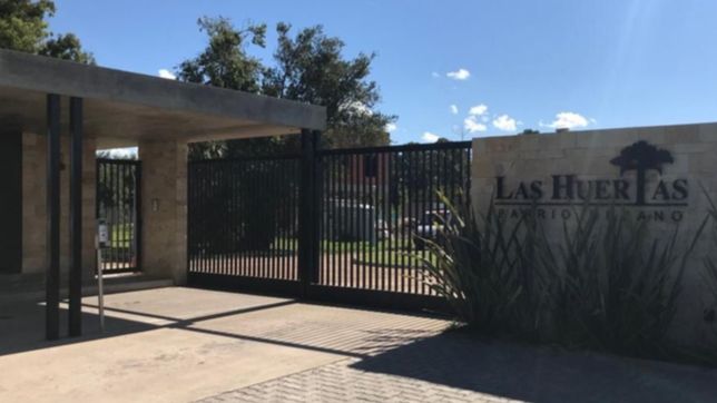 viven en un barrio privado, pero hartos de los robos ya piensan en vender sus casas