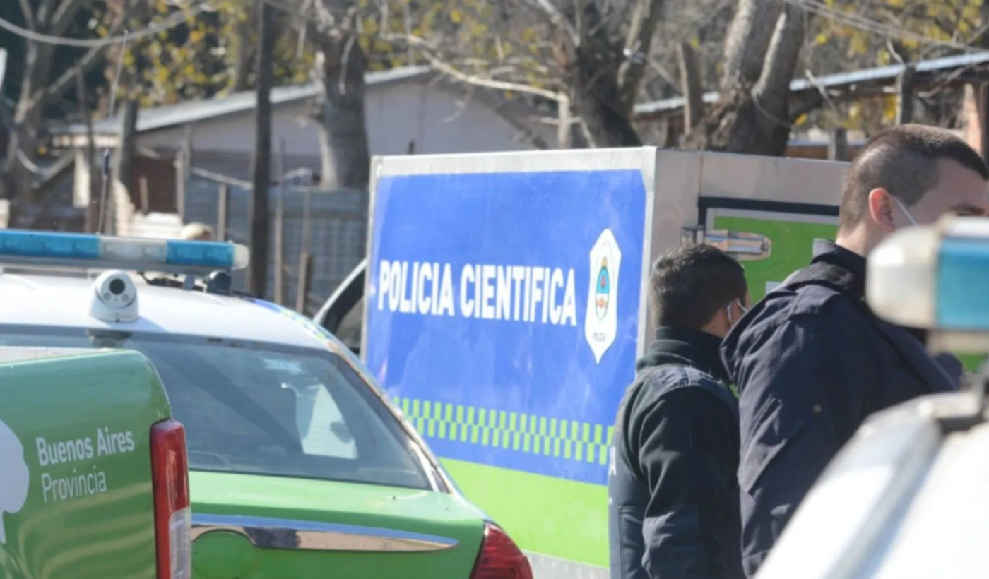 Un agente del Servicio Penitenciario Bonaerense fue hallado muerto en Berisso Un agente del Servicio Penitenciario Bonaerense fue hallado muerto en Berisso