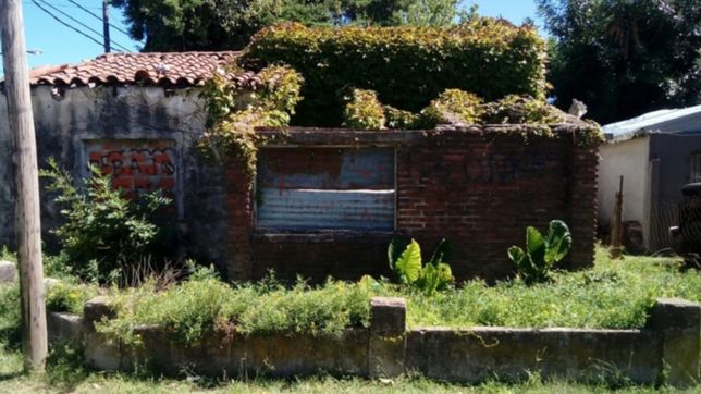 vecinos de ringuelet en alerta por una casa abandonada: es una tapadera
