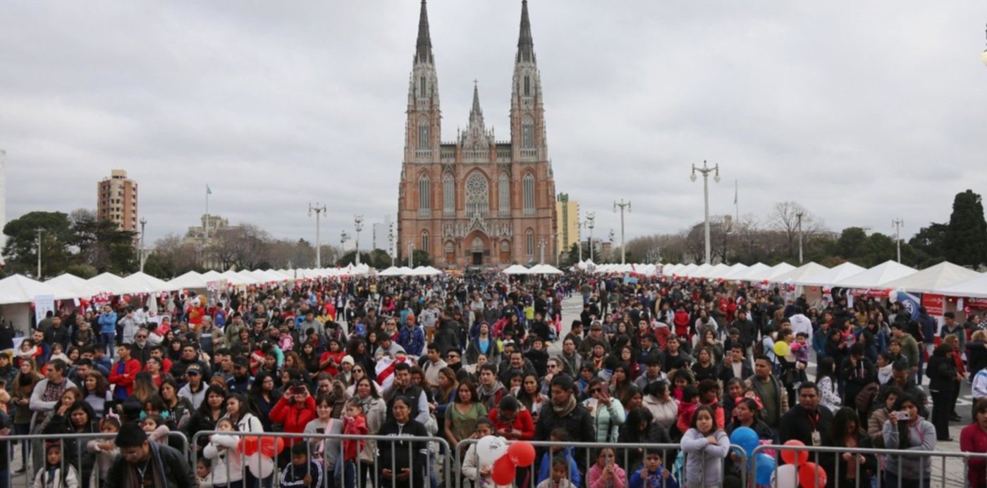 1563388120945.jpg?oh=870&rotate=0&scaleY=1&width=1487&height=744&scaleX=1&ow=1500&x=5&y=5&&cw=1920&ch=950