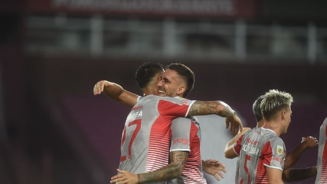 dos equipos de brasil vinieron a la carga por un titular de estudiantes