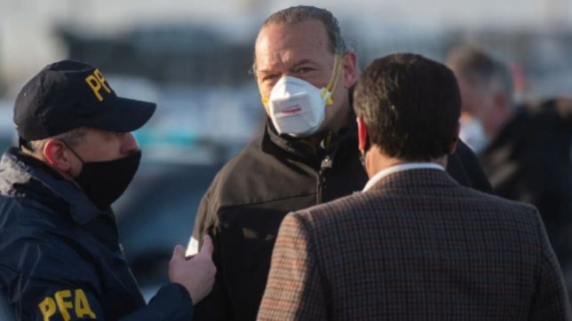 berni se saco con un jefe de la federal por la tardanza en los controles de la cuarentena