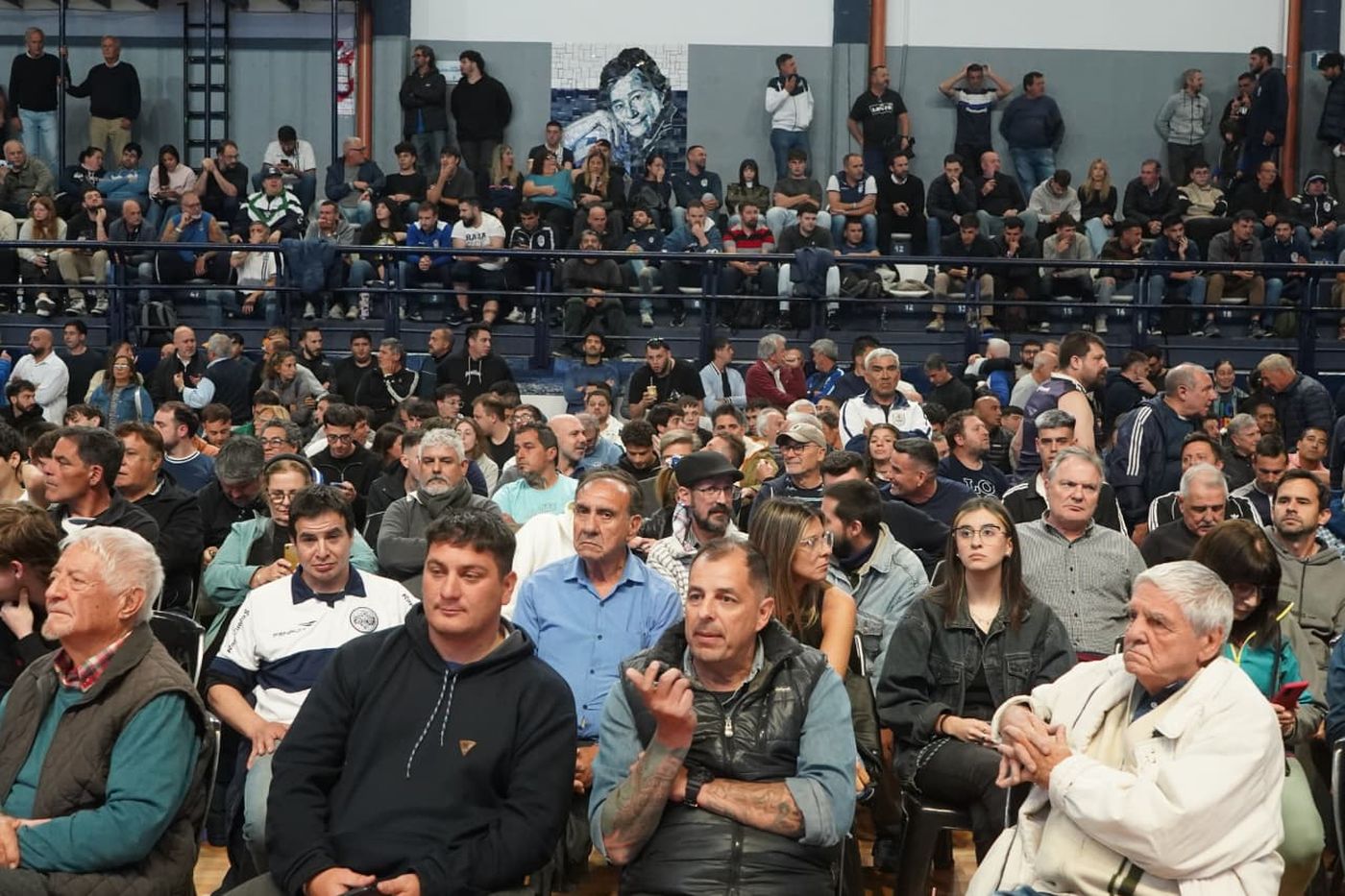 Se espera una gran concurrencia de socios de Gimnasia para votar. Se espera una gran concurrencia de socios de Gimnasia para votar.