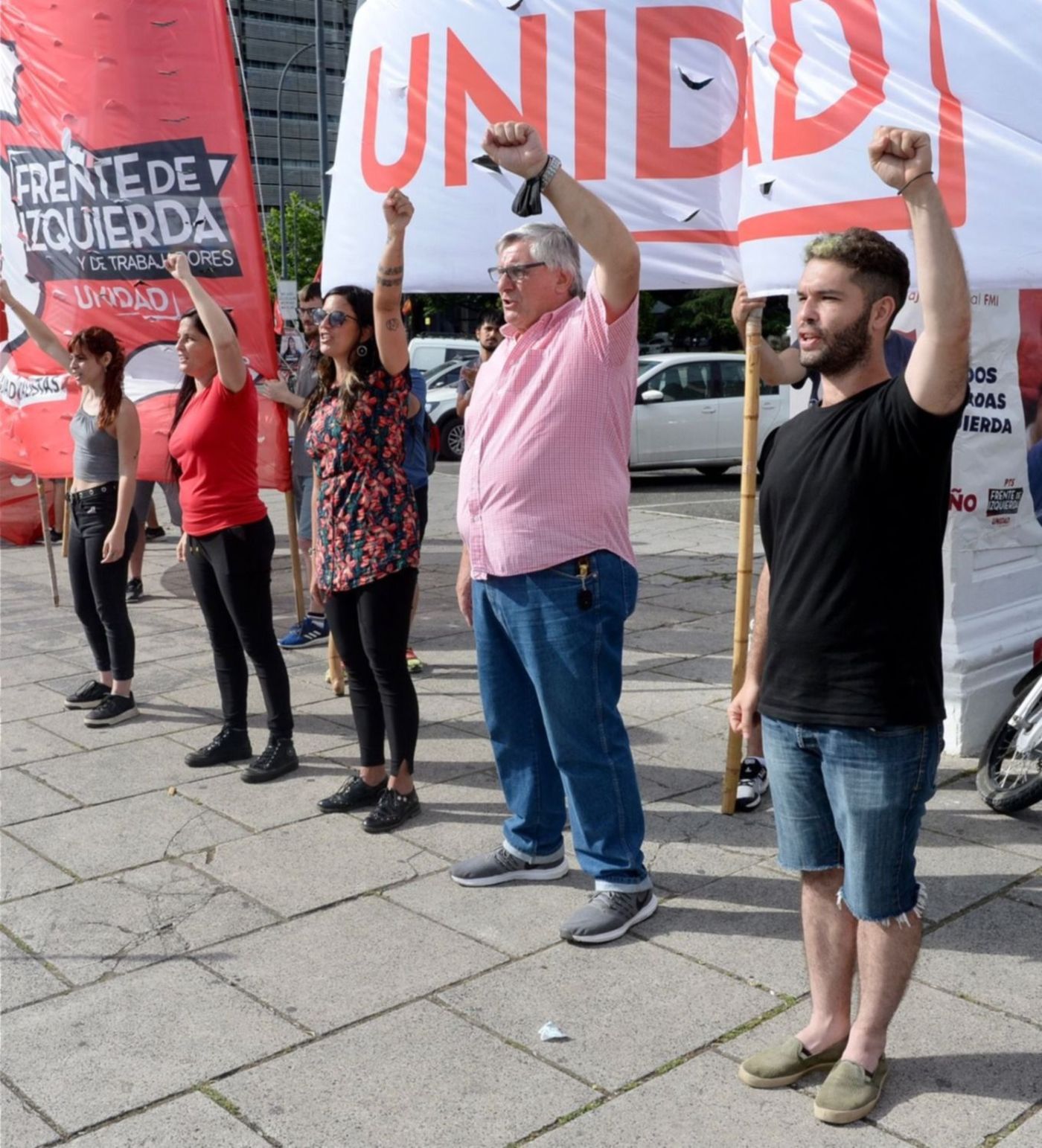 Acto Frente de Izquierda Luana Simioni Lucas Stevani