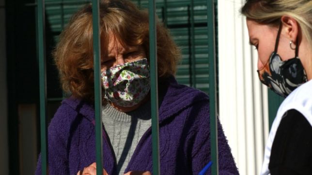 se dispararon los casos en la plata y ya hay 290 fallecidos por coronavirus