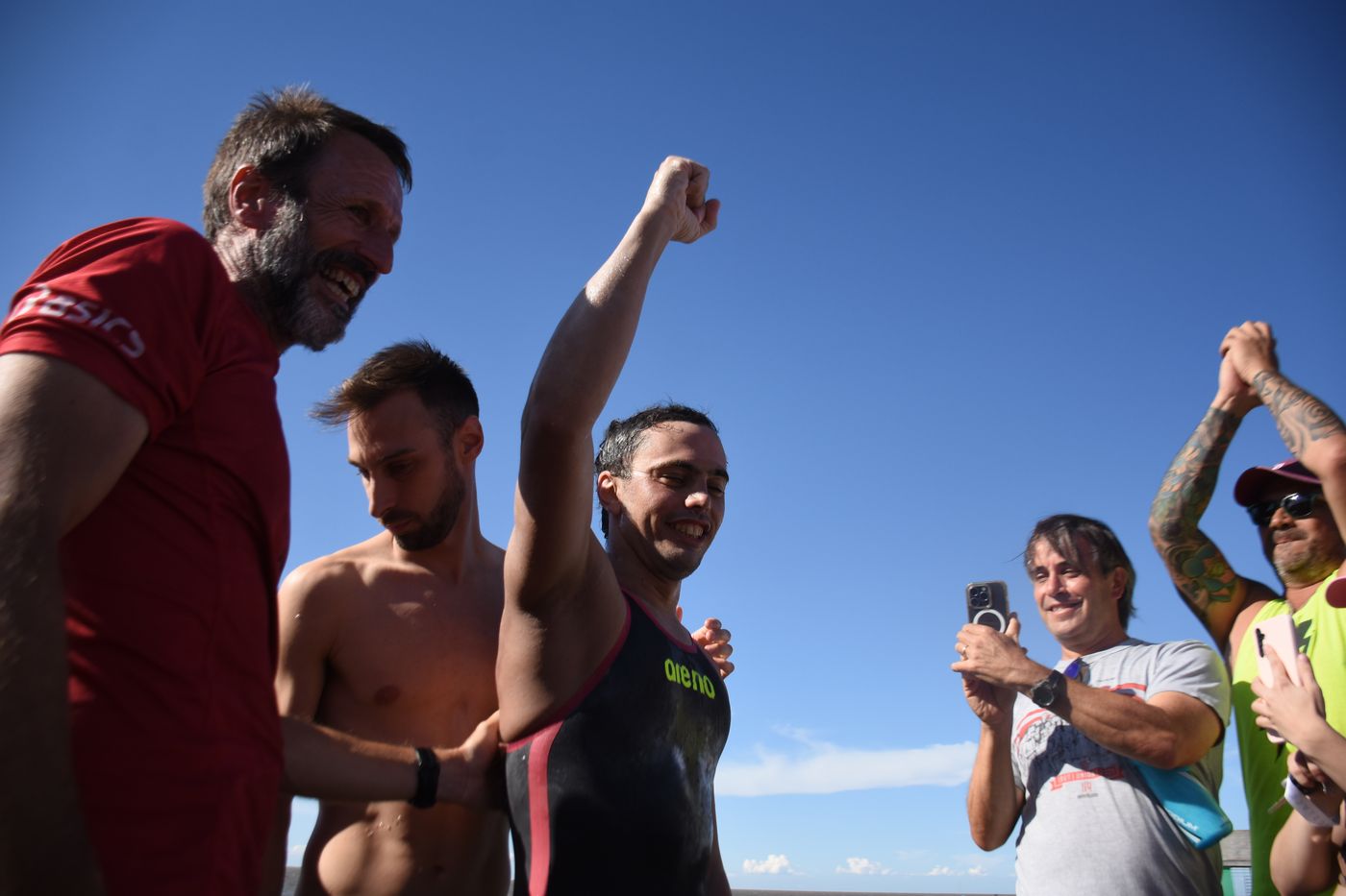 Ignacio Piaggio nadador de Coloia a Punta Lara (11).JPG