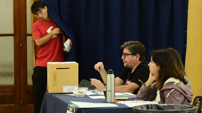 la lista abogacia por la universidad publica competira en los comicios de graduados de la unlp