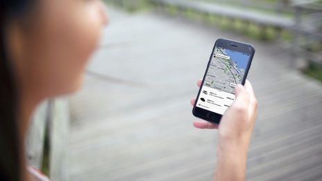 Cuatro de cada cinco viajes de autos de alquiler son en Uber, DiDi o Cabify