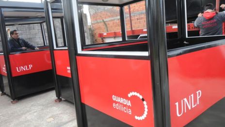 La UNLP le pagará un bono excepcional de $150.000 a los todos los trabajadores nodocentes La UNLP le pagará un bono excepcional de $150.000 a los todos los trabajadores nodocentes