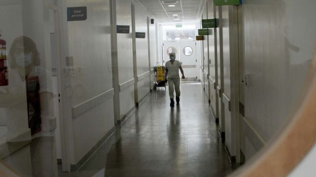 por primera vez hay mas de tres mil casos activos de coronavirus en la plata