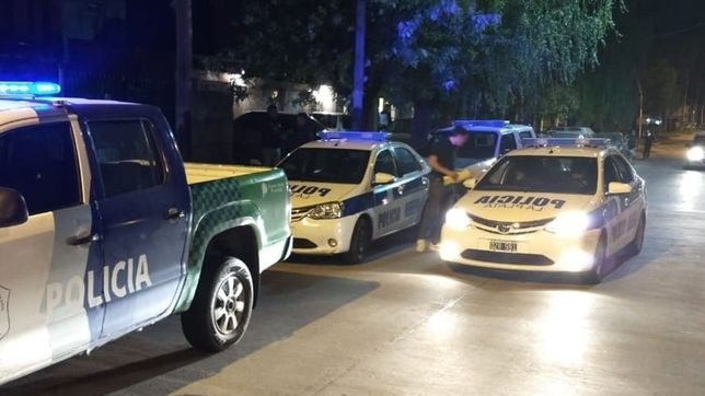 los hornos: le robaron el celular, lo atacaron a machetazos y cayeron tras un operativo