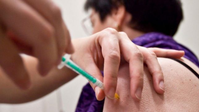 provincia avanza en una auditoria para saber que paso con las 160 mil vacunas vencidas