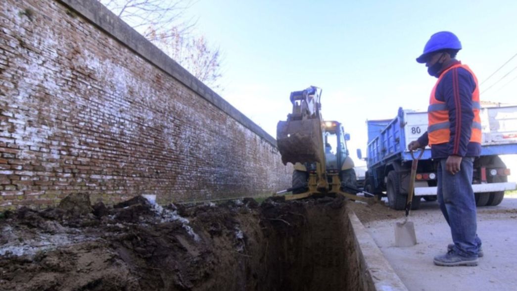 Sumideros, cámaras de inspección y desembocadura: la obra hidráulica de barrio Cementerio