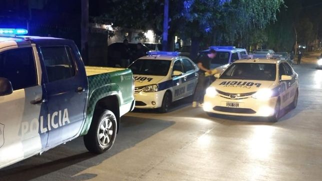 le robo el arma a su pareja policia, amenazo a un taxista e intento robar un kiosco