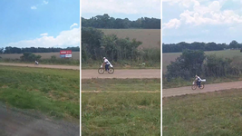 un fanatico de gimnasia se sumo a la caravana en bici y es furor en las redes sociales un fanatico de gimnasia se sumo a la caravana en bici y es furor en las redes sociales