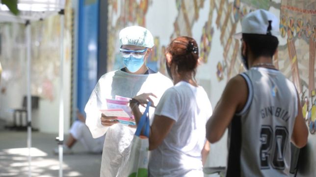 una por una, todas las postas de vacunacion itinerantes que habra esta semana en la plata