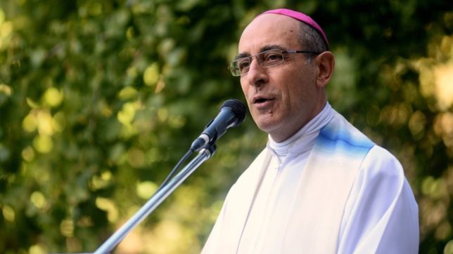 el arzobispo platense y el acto por el papa en la catedral: sera un momento de reflexion