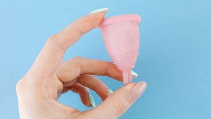 Llegó MestruAR, el programa que entregará copas menstruales y toallitas reutilizables