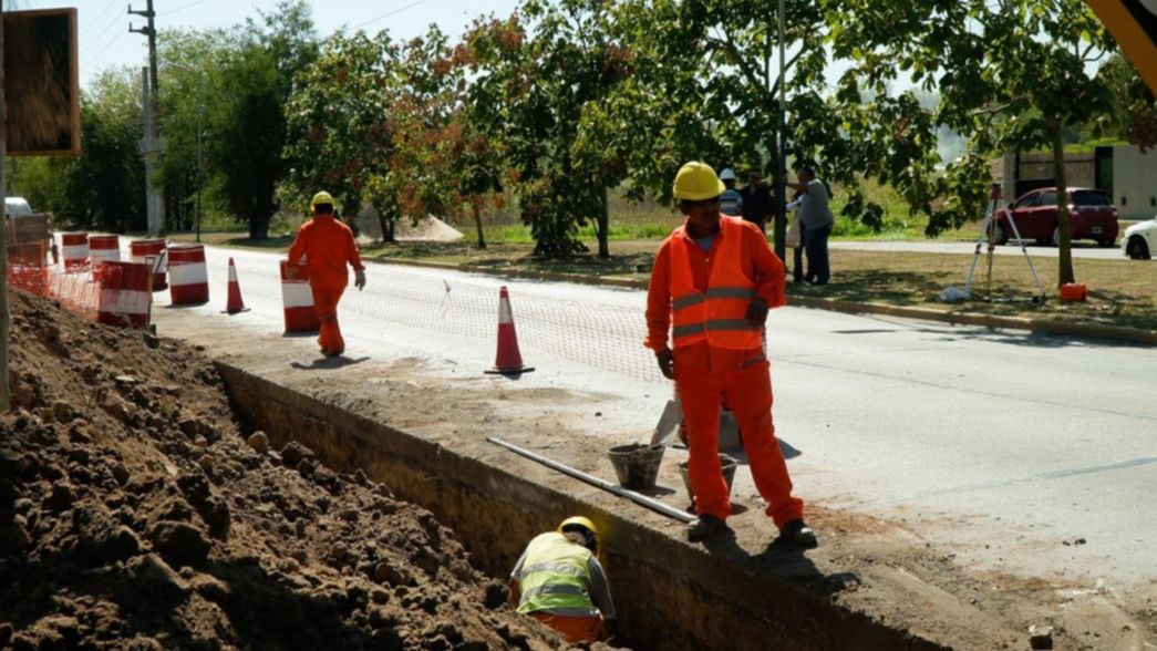Misión 200 kilómetros: encaran obras de asfalto en más de 60 cuadras de barrios platenses