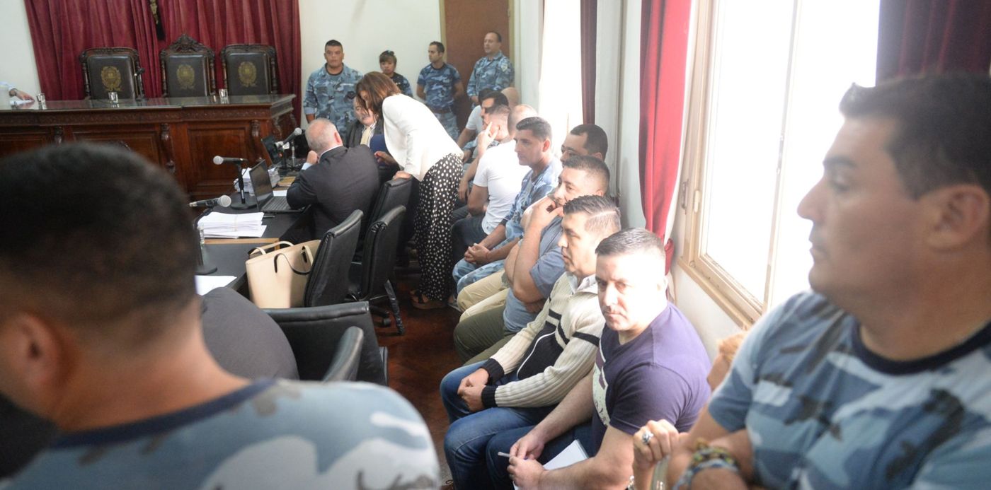 1549388684861.jpg?ow=3000&oh=1997&y=225&rotate=0&height=1480&scaleX=1&scaleY=1&x=14&width=2959&&cw=1920&ch=950