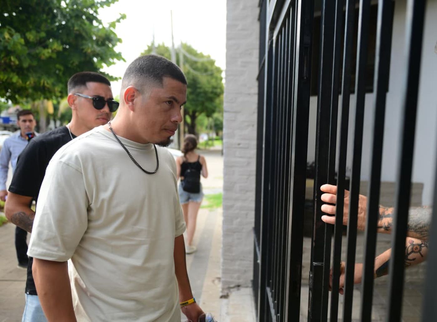 Marcos G&oacute;mez asisti&oacute; al inicio del juicio por el crimen de su hija, Kim G&oacute;mez, que dio inicio este mi&eacute;rcoles