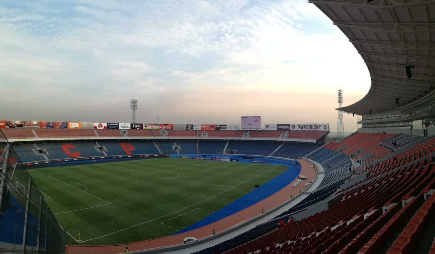Estadio La Nueva Olla Cerro Porteño vacio