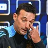 Scaloni se emocionó por una pregunta de Palermo en conferencia y recordó su paso por Estudiantes