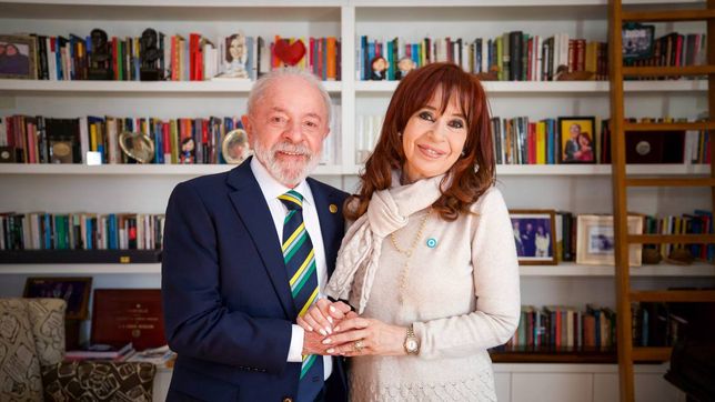 lula visito a cristina kirchner en su casa mientras cumple la prision domiciliaria