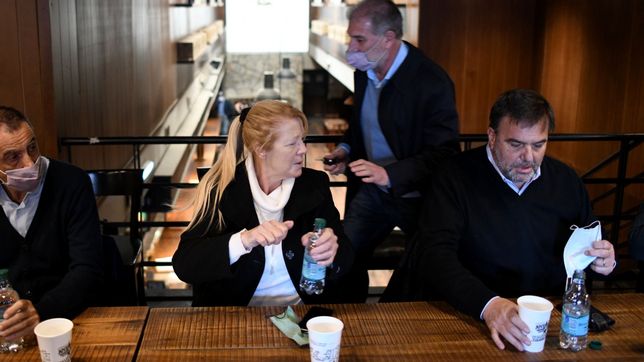 stolbizer desembarco en la plata con el gen local dividido entre manes y santilli