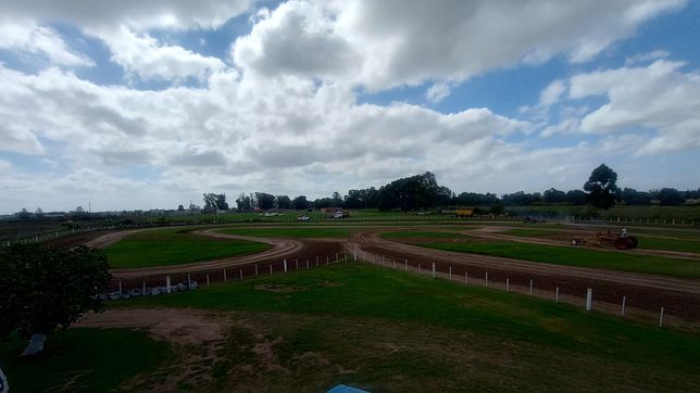 organizan una prueba comunitaria de kartings en la plata con un fin solidario