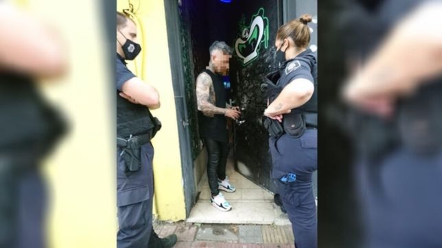 escandalo y clausura de dos fiestas clandestinas en la plata