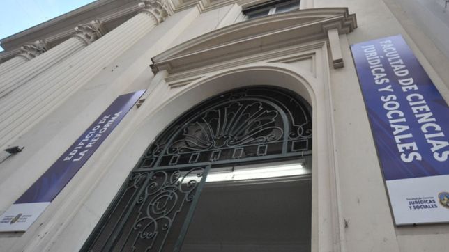 comenzo la inscripcion a las cursadas para los ingresantes de la facultad de derecho