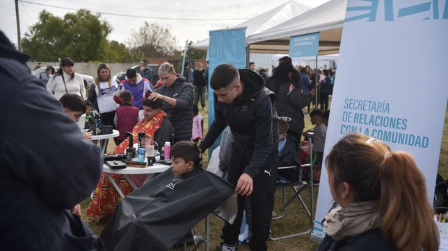 el programa barrial que acerca servicios a los barrios llega a los hornos