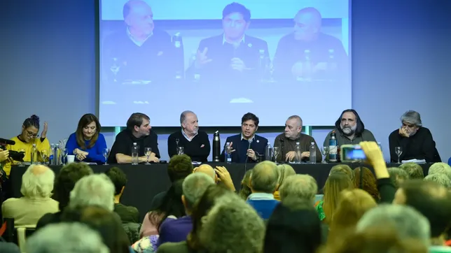 fuerza patria presenta su lista nacional en la plata junto a kicillof y lideres sindicales