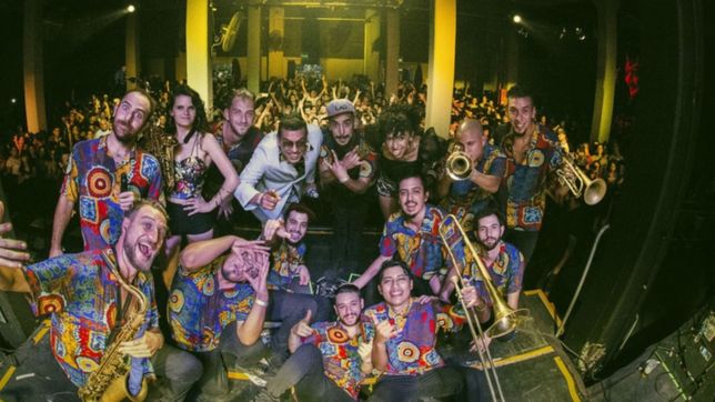 con un show gratuito, ensenada recibe a la delio valdez y celebra sus 222 anos